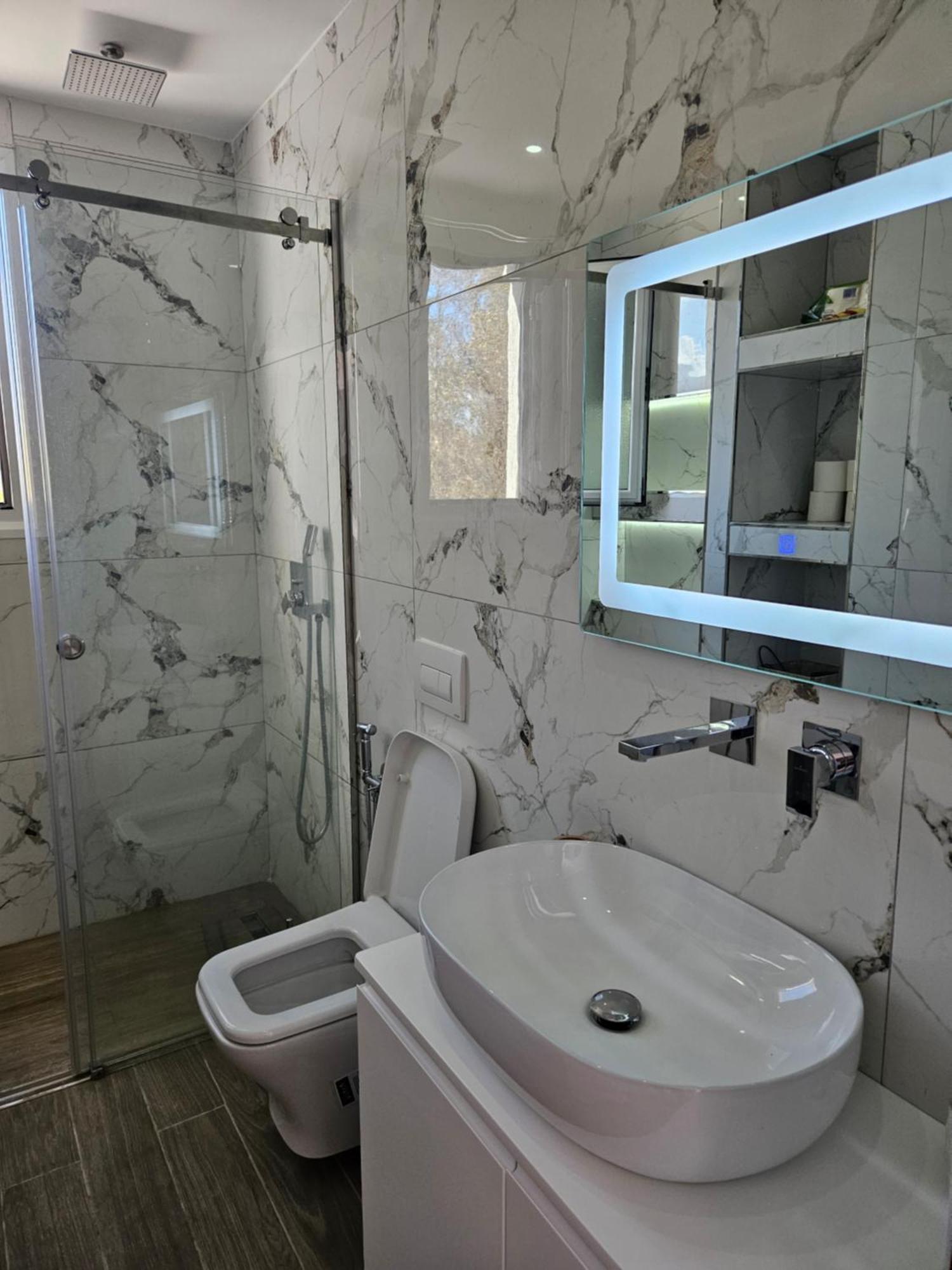 Sea & Sun Apartment Vlorë Eksteriør billede