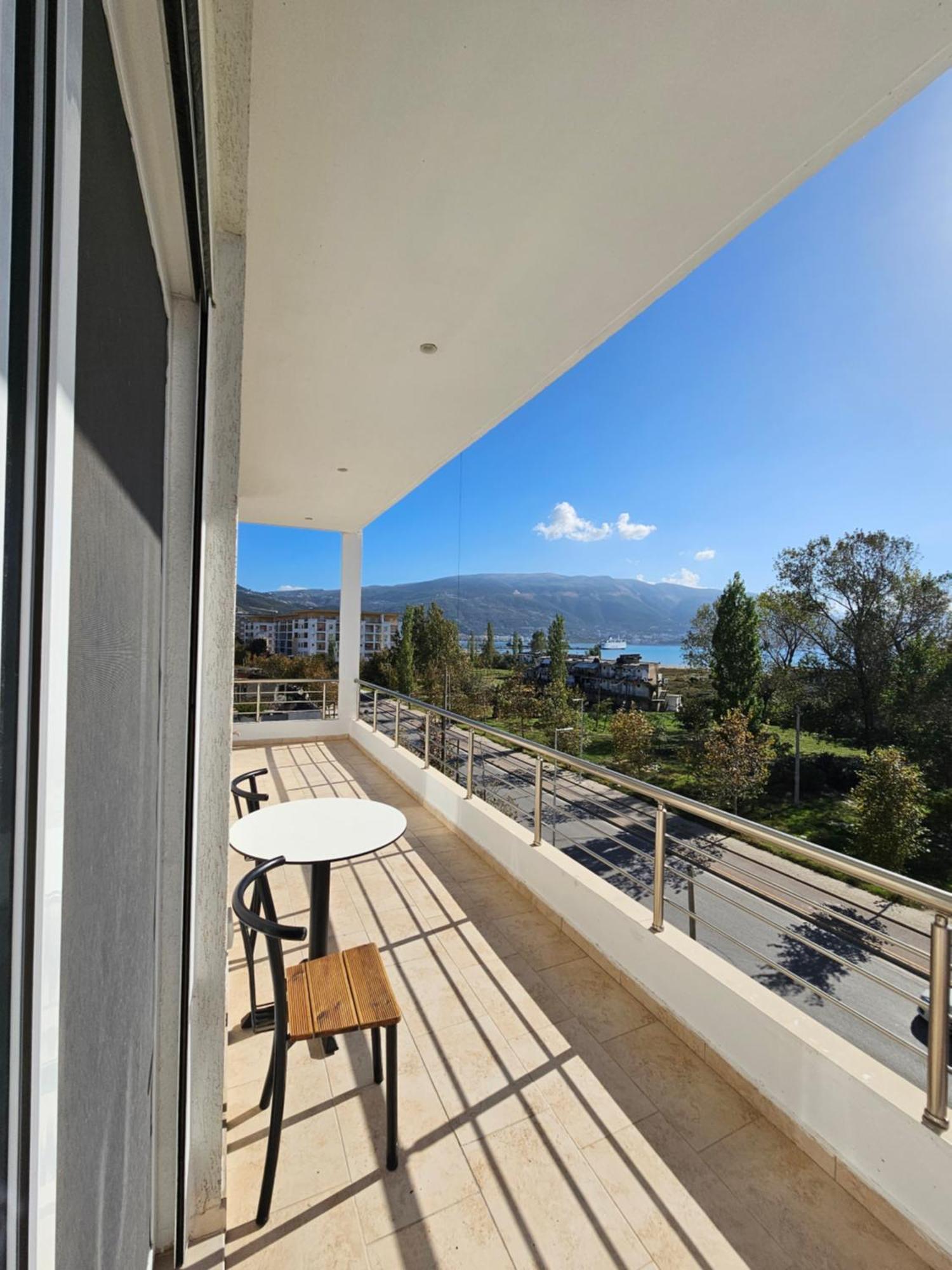 Sea & Sun Apartment Vlorë Eksteriør billede