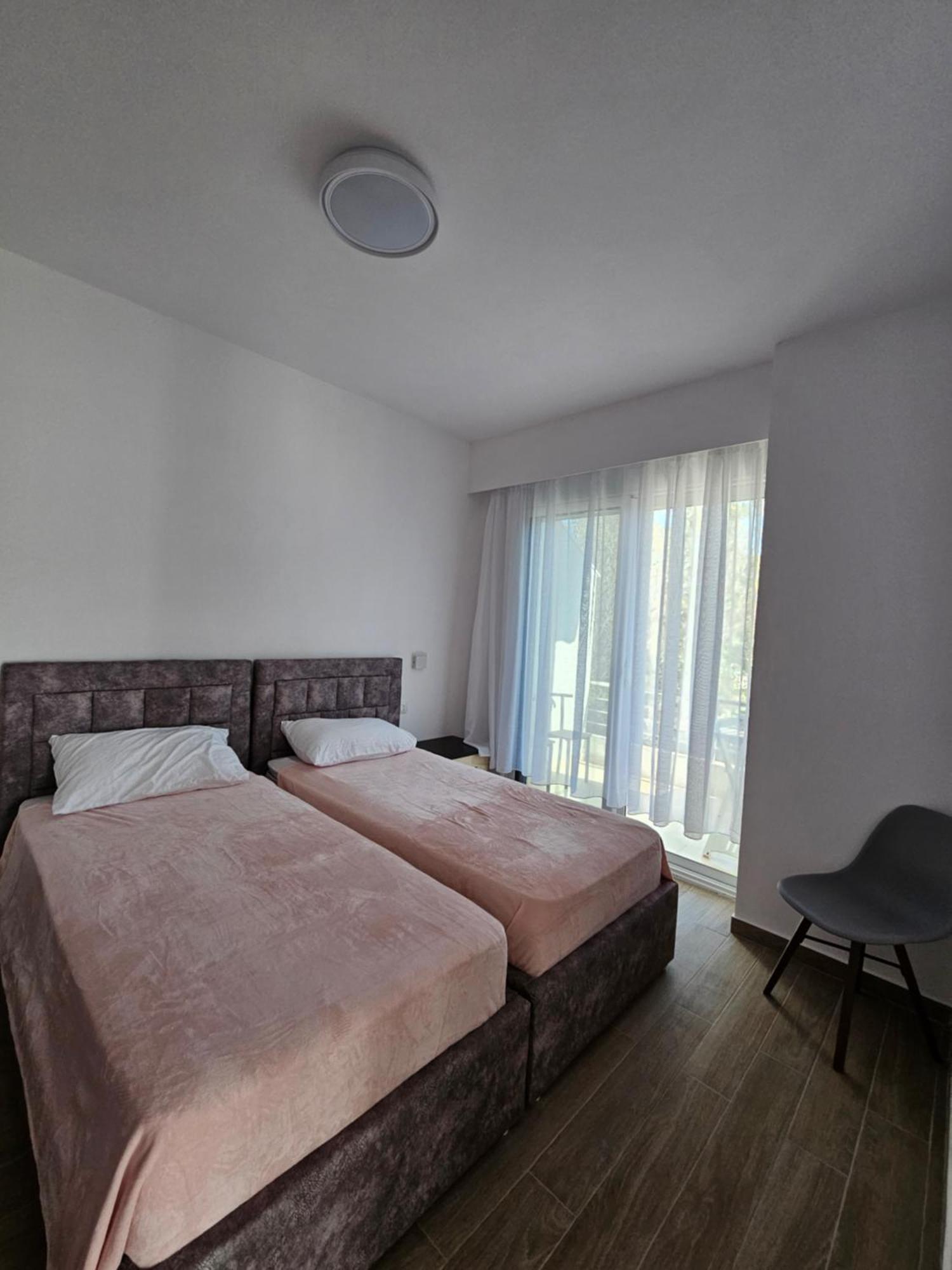 Sea & Sun Apartment Vlorë Eksteriør billede