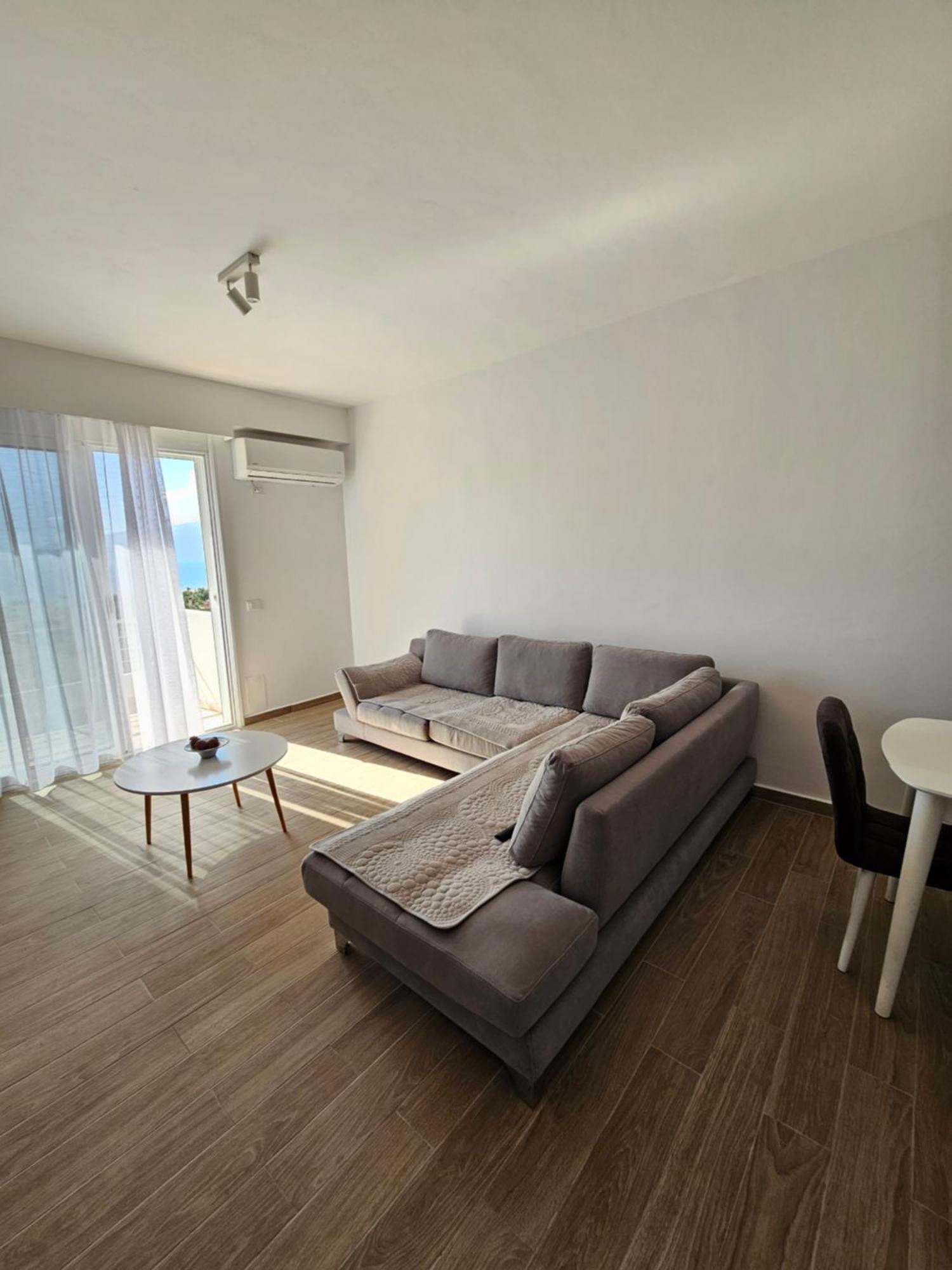 Sea & Sun Apartment Vlorë Eksteriør billede
